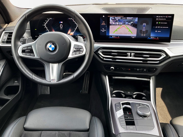 BMW Serie 3 318d Touring color Gris. Año 2024. 110KW(150CV). Diésel. En concesionario CARTAGENA PREMIUM S.L. de Murcia