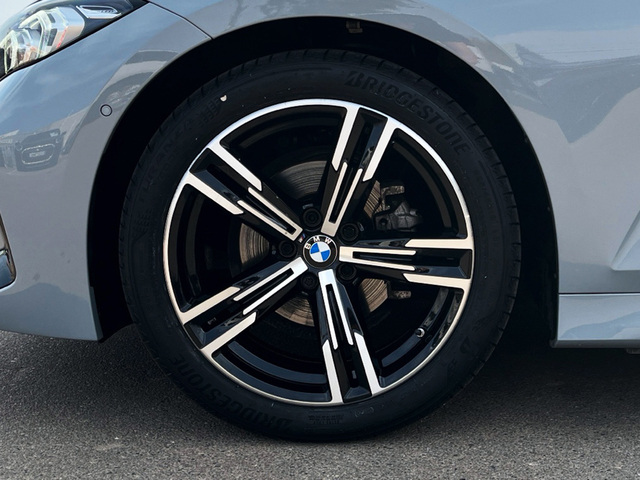 BMW Serie 3 318d Touring color Gris. Año 2024. 110KW(150CV). Diésel. En concesionario CARTAGENA PREMIUM S.L. de Murcia