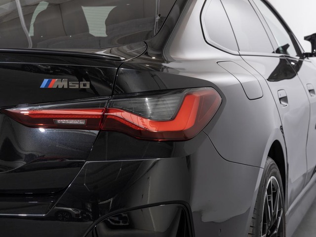 BMW i4 M50 color Negro. Año 2025. 400KW(544CV). Eléctrico. En concesionario Oliva Motor Girona de Girona