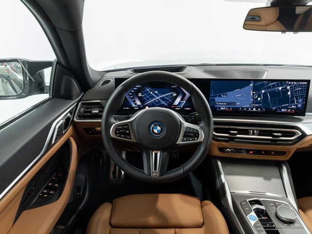 BMW i4 M50 color Negro. Año 2025. 400KW(544CV). Eléctrico. En concesionario Oliva Motor Girona de Girona