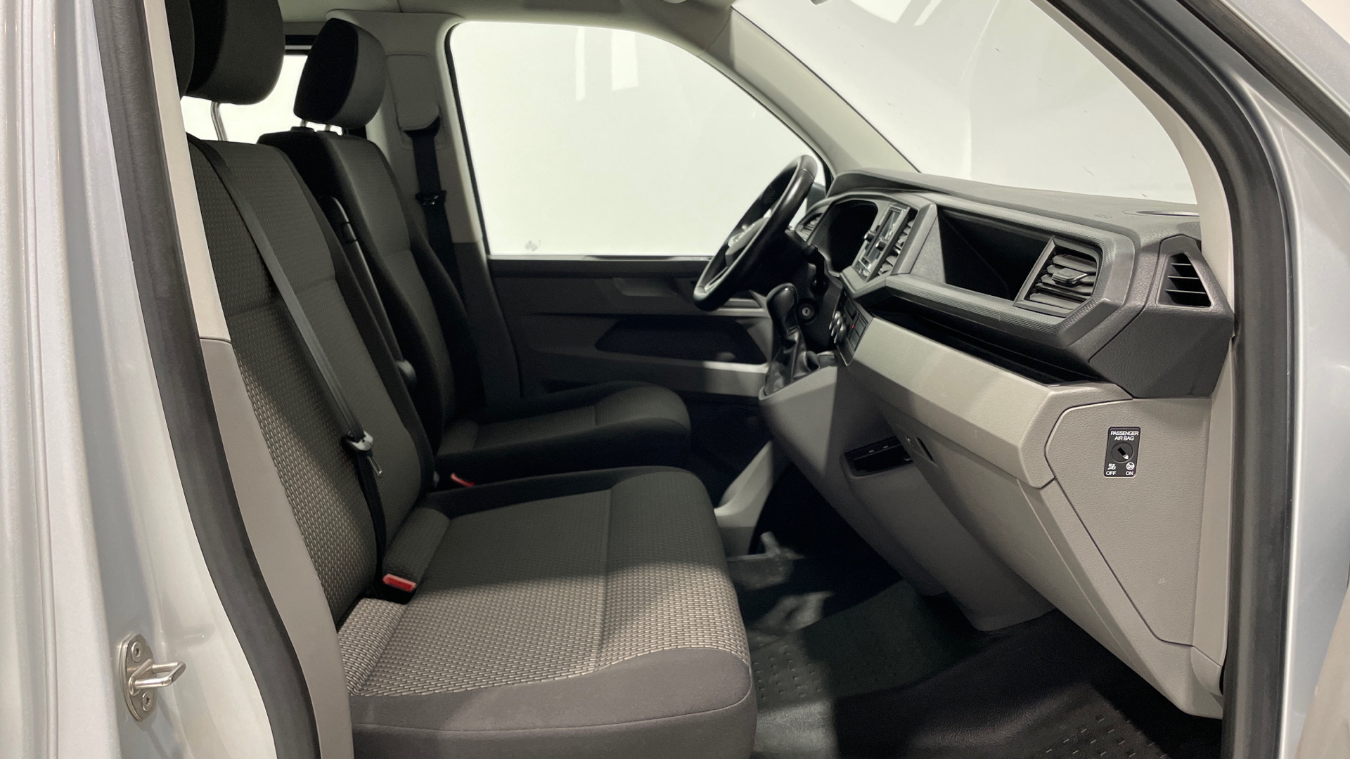 Volkswagen Caravelle 2.0 TDI - 5