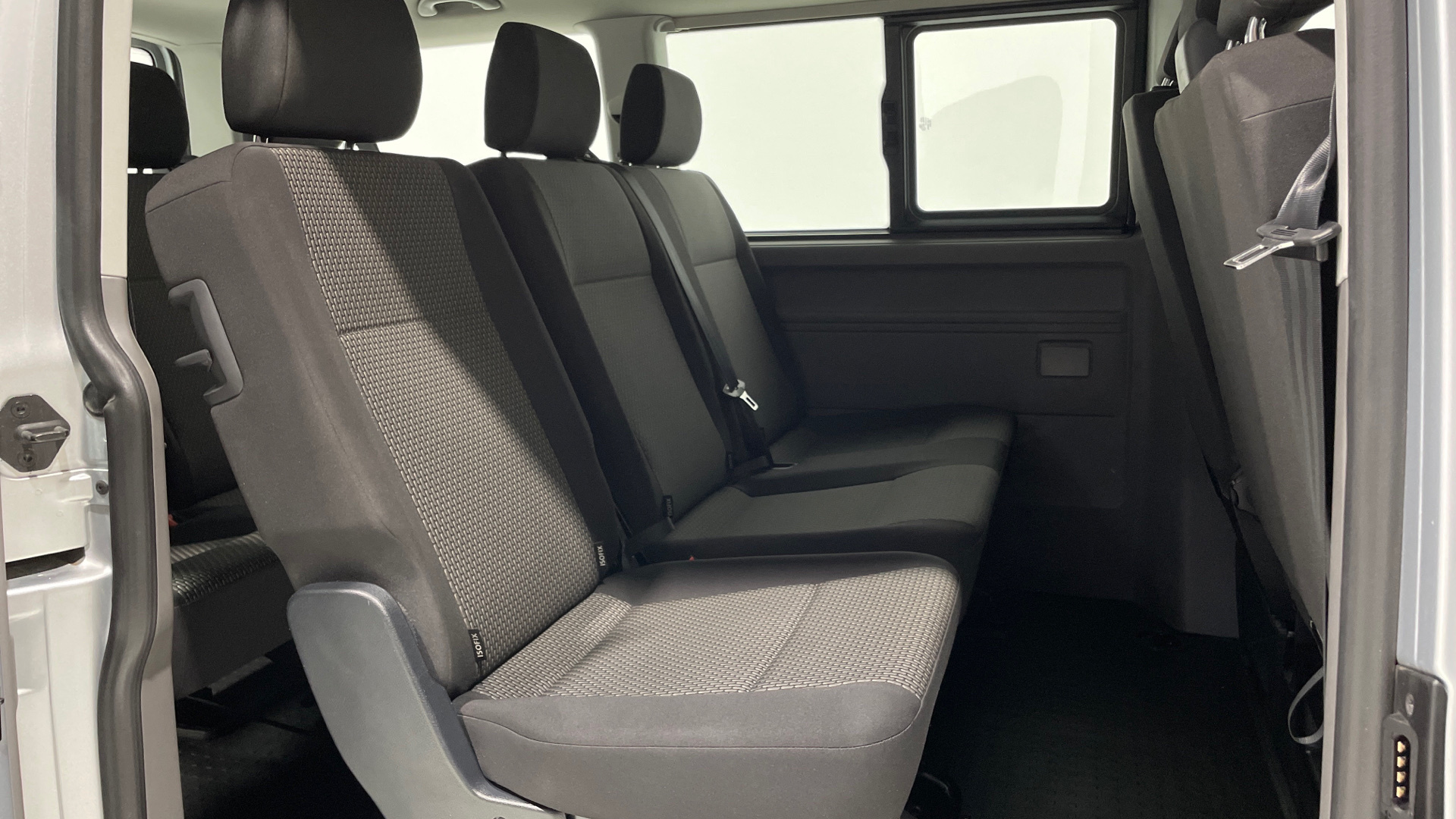 Volkswagen Caravelle 2.0 TDI - 6