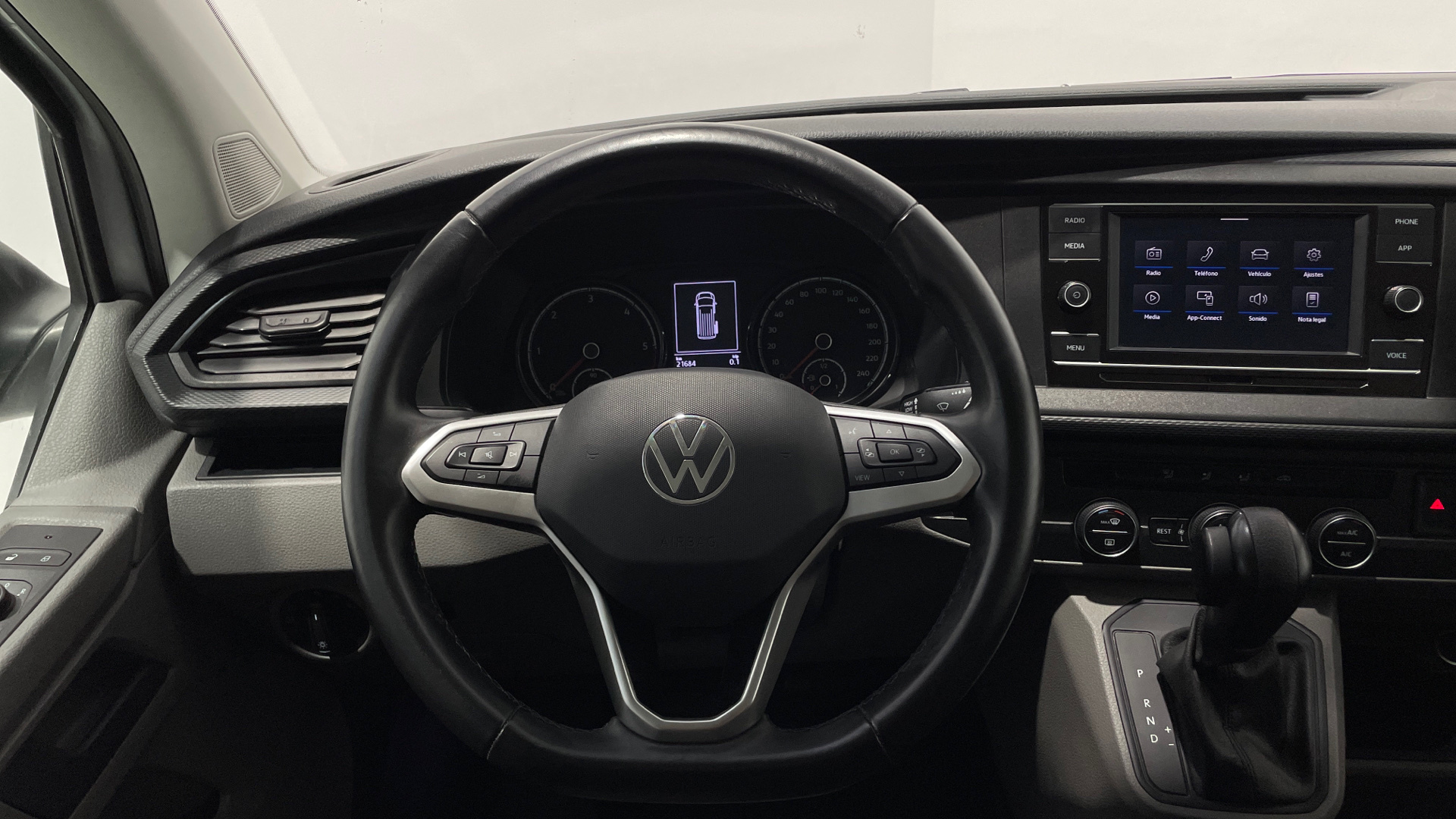 Volkswagen Caravelle 2.0 TDI - 15