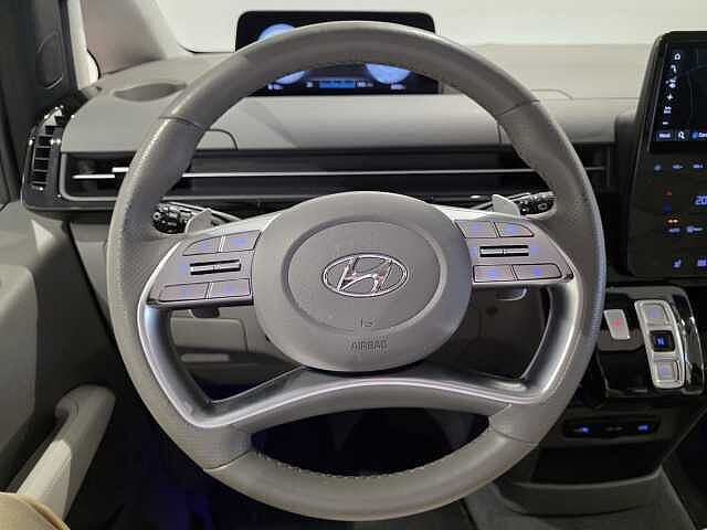 Hyundai Staria 2.2 CRDI - 19