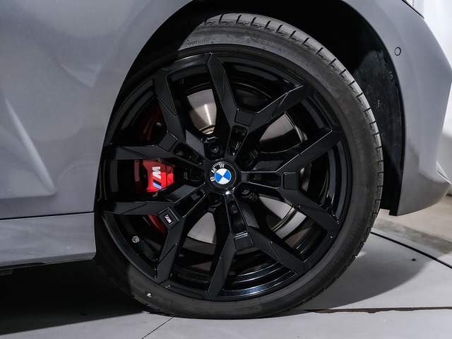 BMW Serie 3 320d Touring color Gris. Año 2025. 140KW(190CV). Diésel. En concesionario Oliva Motor Tarragona de Tarragona