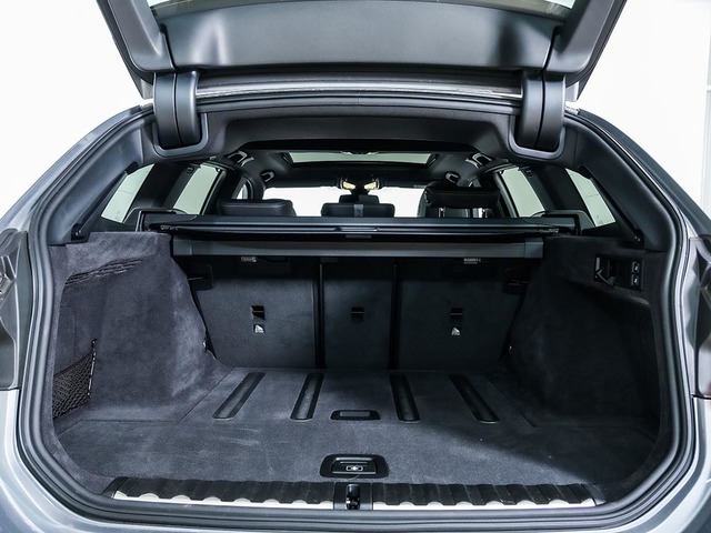 BMW Serie 3 320d Touring color Gris. Año 2025. 140KW(190CV). Diésel. En concesionario Oliva Motor Tarragona de Tarragona