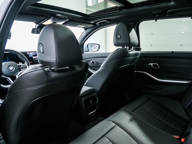 BMW Serie 3 320d Touring color Gris. Año 2025. 140KW(190CV). Diésel. En concesionario Oliva Motor Tarragona de Tarragona