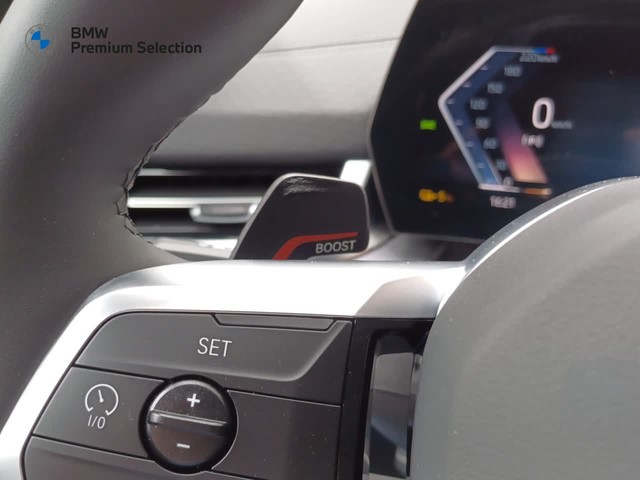 BMW iX2 eDrive20 color Gris. Año 2025. 150KW(204CV). Eléctrico. En concesionario Marmotor de Las Palmas