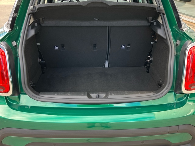 fotoG 12 del MINI MINI 5 Puertas Cooper 100 kW (136 CV) 136cv Gasolina del 2021 en León