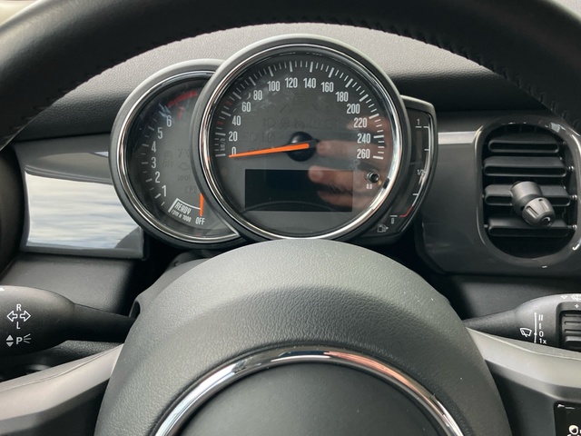 fotoG 18 del MINI MINI 5 Puertas Cooper 100 kW (136 CV) 136cv Gasolina del 2021 en León