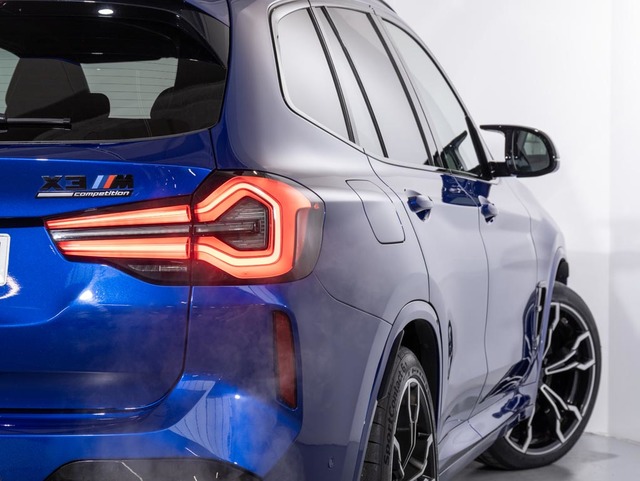 BMW M X3 M color Azul. Año 2021. 353KW(480CV). Gasolina. En concesionario Oliva Motor Girona de Girona