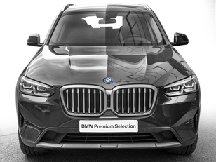 Fotos de BMW X3 xDrive20d color Gris. Año 2024. 140KW(190CV). Diésel. En concesionario Caetano Cuzco, Alcalá de Madrid