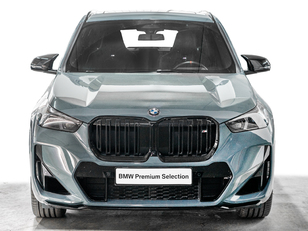 Fotos de BMW X1 M35i color Verde. Año 2024. 221KW(300CV). Gasolina. En concesionario Caetano Cuzco Raimundo Fernandez Villaverde, 45 de Madrid