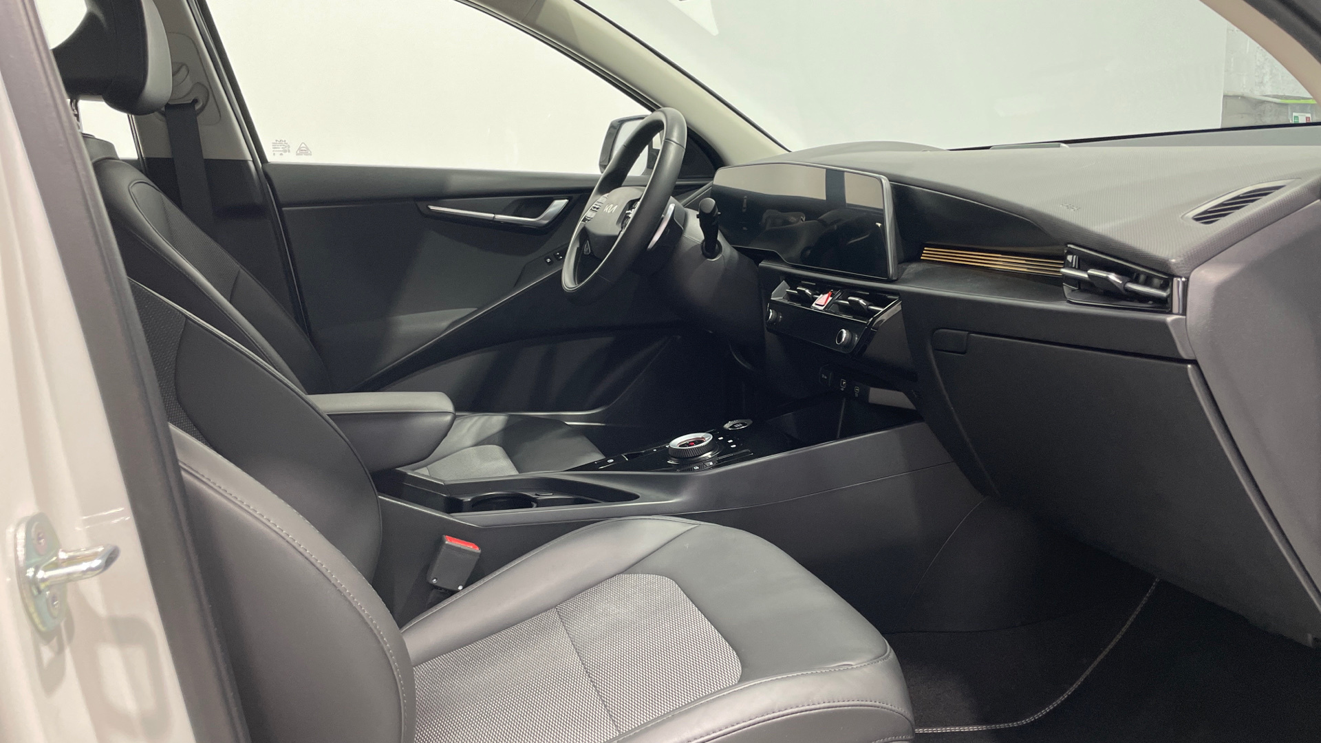 Kia Niro 1.6 GDi PHEV - 7