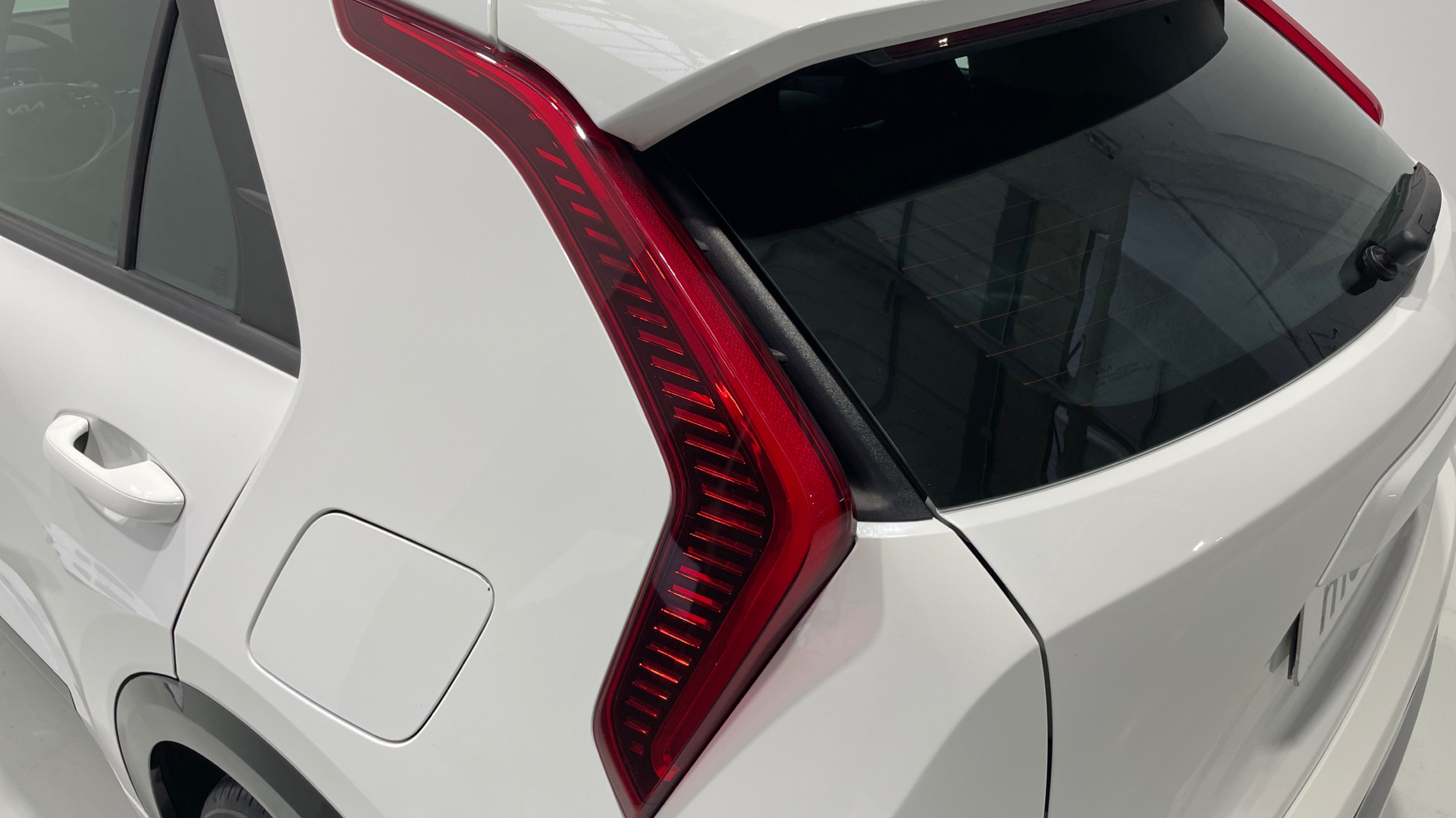 Kia Niro 1.6 GDi PHEV - 13