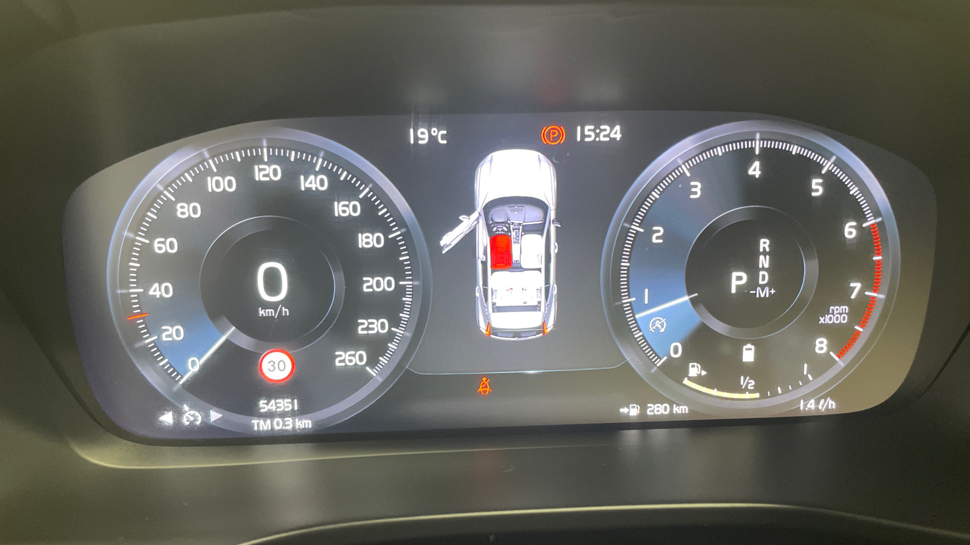 Volvo XC40 B4 G - 10