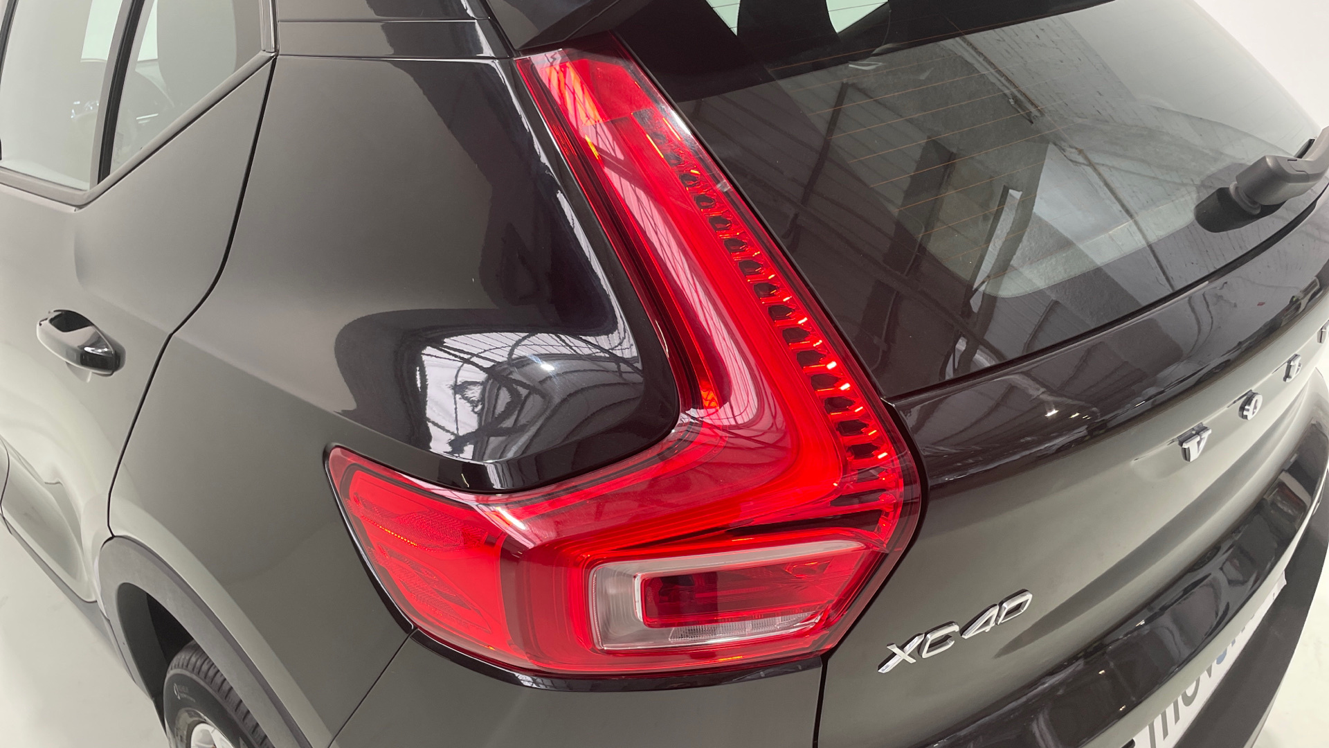 Volvo XC40 B4 G - 13