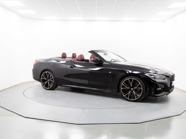 BMW Serie 4 430i Cabrio color Negro. Año 2021. 190KW(258CV). Gasolina. En concesionario Móvil Begar Alicante de Alicante