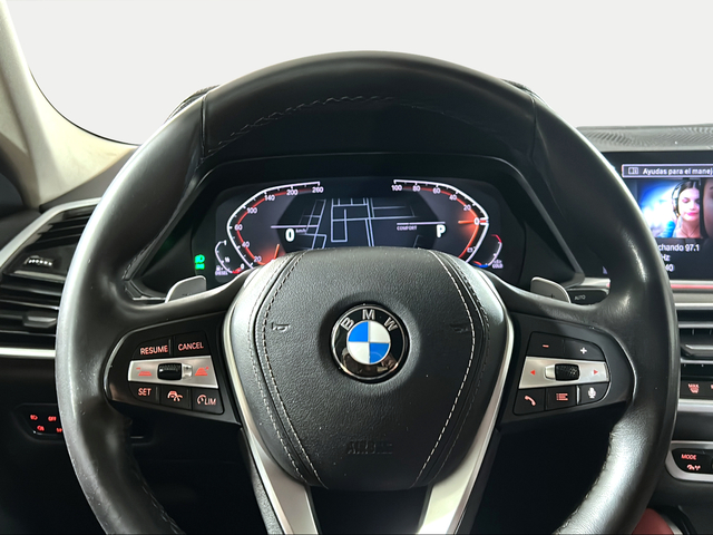 BMW X6 xDrive30d color Blanco. Año 2021. 210KW(286CV). Diésel. En concesionario San Pablo Motor | Su Eminencia de Sevilla