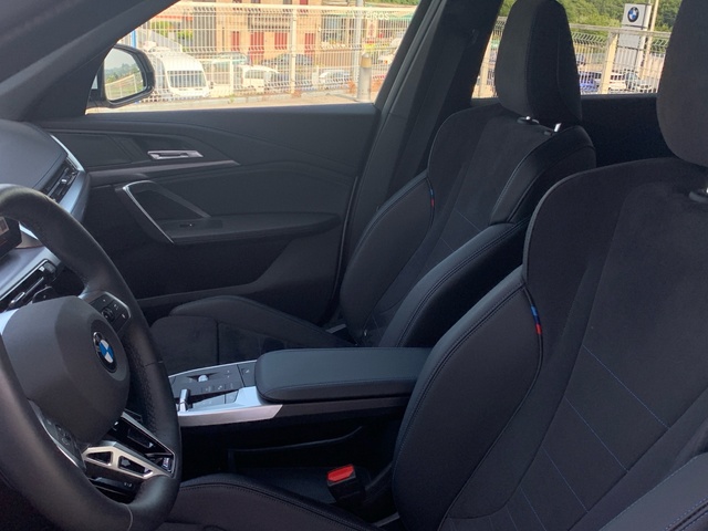 BMW X1 sDrive18d color Blanco. Año 2024. 110KW(150CV). Diésel. En concesionario Celtamotor Pontevedra de Pontevedra