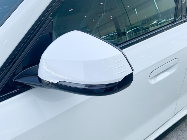 BMW X1 sDrive18d color Blanco. Año 2024. 110KW(150CV). Diésel. En concesionario Celtamotor Pontevedra de Pontevedra