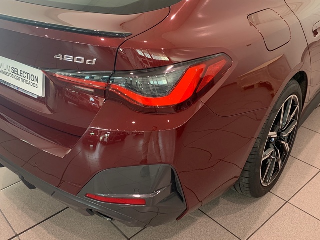 BMW Serie 4 420d Gran Coupe color Rojo. Año 2021. 140KW(190CV). Diésel. En concesionario Celtamotor Lalín de Pontevedra