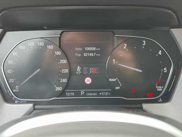 BMW Serie 1 116d color Gris Plata. Año 2020. 85KW(116CV). Diésel. En concesionario Celtamotor Vigo de Pontevedra