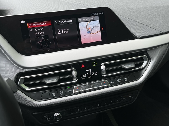 BMW Serie 1 116d color Gris Plata. Año 2020. 85KW(116CV). Diésel. En concesionario Celtamotor Vigo de Pontevedra