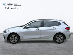 Fotos de BMW Serie 1 116d color Gris Plata. Año 2020. 85KW(116CV). Diésel. En concesionario Celtamotor Vigo de Pontevedra