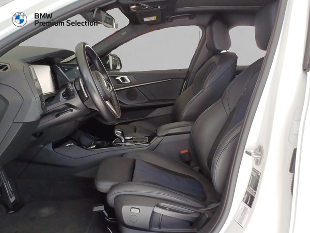 BMW Serie 1 118i color Blanco. Año 2023. 103KW(140CV). Gasolina. En concesionario Marmotor de Las Palmas