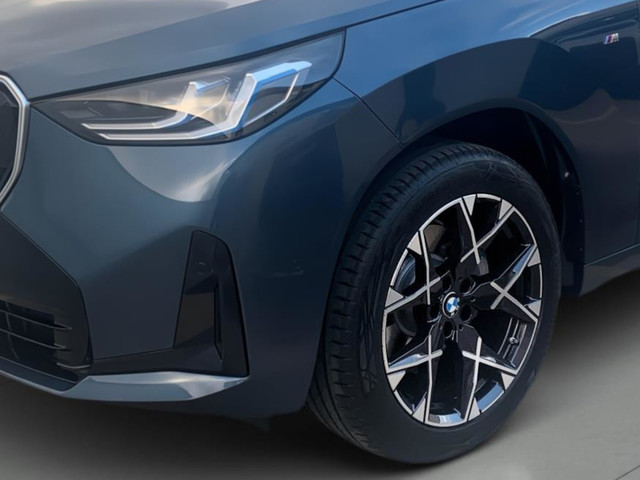 BMW X3 xDrive20d color Azul. Año 2024. 145KW(197CV). Diésel. En concesionario Automotor Premium Velázquez - Málaga de Málaga