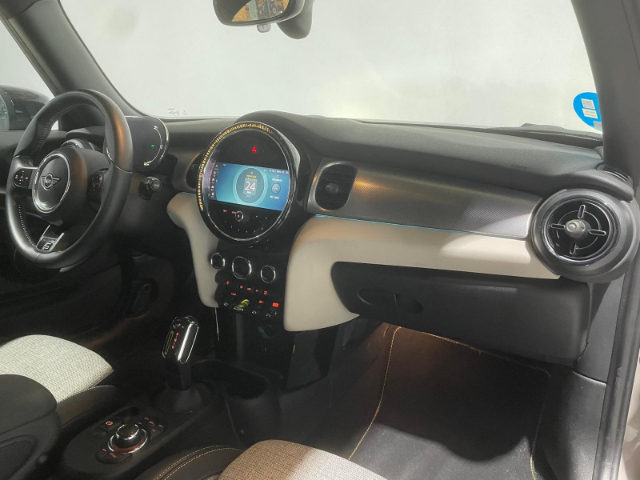 fotoG 7 del MINI MINI 3 Puertas Cooper SE 135 kW (184 CV) 184cv Eléctrico del 2021 en Alicante