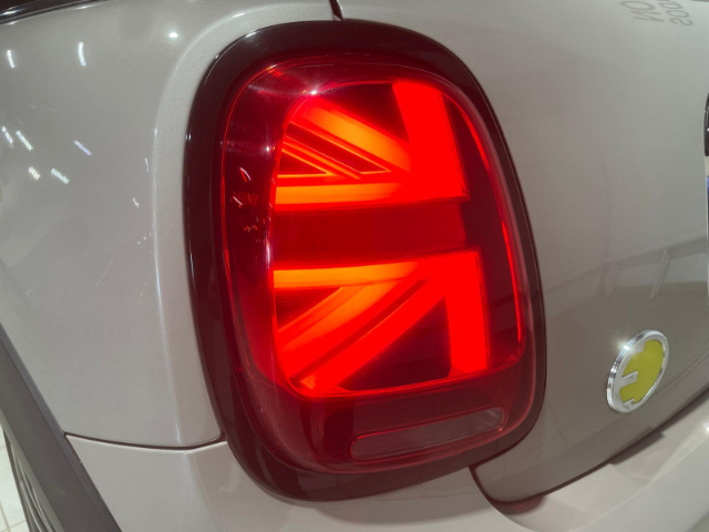 fotoG 15 del MINI MINI 3 Puertas Cooper SE 135 kW (184 CV) 184cv Eléctrico del 2021 en Alicante