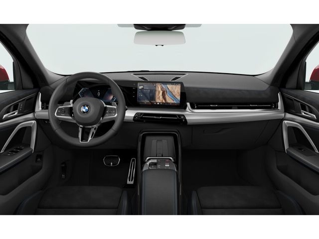 BMW X2 sDrive18d color Rojo. Año 2024. 110KW(150CV). Diésel. En concesionario Hispamovil, Orihuela de Alicante