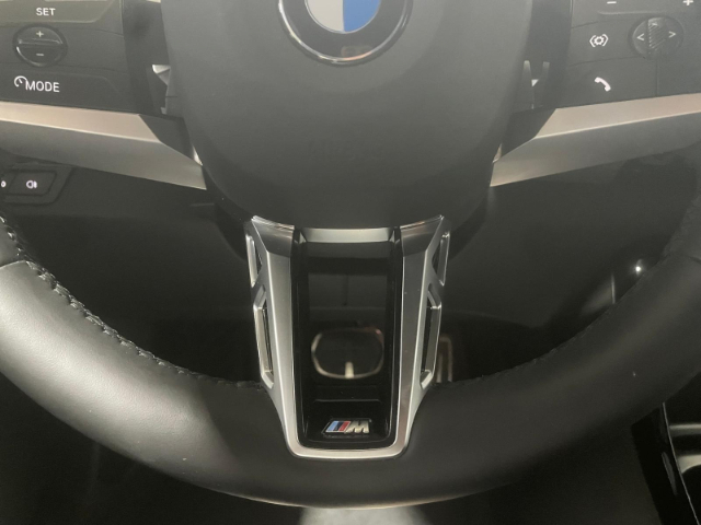 BMW X2 sDrive18d color Rojo. Año 2024. 110KW(150CV). Diésel. En concesionario Hispamovil Elche de Alicante