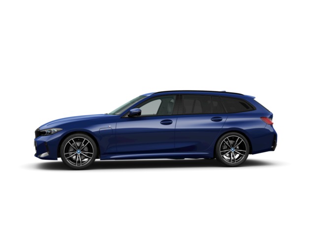 BMW Serie 3 330e Touring color Azul. Año 2024. 215KW(292CV). Híbrido Electro/Gasolina. En concesionario Movilnorte El Plantio de Madrid