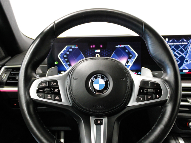 BMW Serie 4 M440d Cabrio color Blanco. Año 2024. 250KW(340CV). Diésel. En concesionario Barcelona Premium -- GRAN VIA de Barcelona