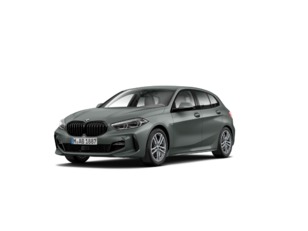 Fotos de BMW Serie 1 118d color Gris. Año 2024. 110KW(150CV). Diésel. En concesionario Barcelona Premium -- GRAN VIA de Barcelona