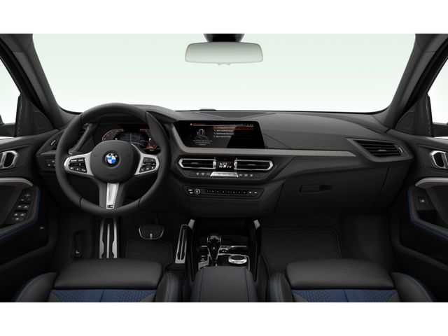 BMW Serie 1 118i color Gris. Año 2024. 103KW(140CV). Gasolina. En concesionario Proa Premium Palma de Baleares