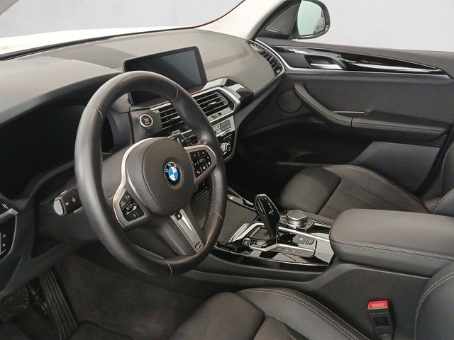 BMW X3 xDrive20d color Blanco. Año 2021. 140KW(190CV). Diésel. En concesionario Enekuri Motor de Vizcaya
