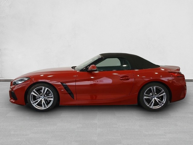 BMW Z4 sDrive20i Cabrio color Rojo. Año 2024. 145KW(197CV). Gasolina. En concesionario Enekuri Motor de Vizcaya