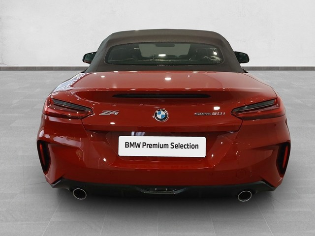 BMW Z4 sDrive20i Cabrio color Rojo. Año 2024. 145KW(197CV). Gasolina. En concesionario Enekuri Motor de Vizcaya