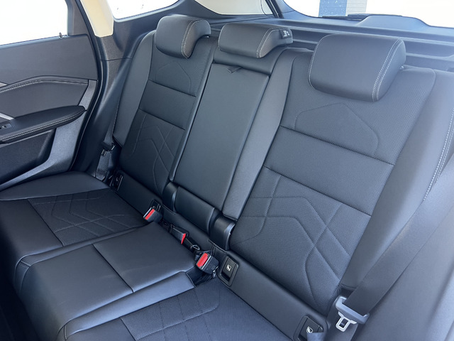 Foto 9 BMW iX1 xDrive30 230 kW (313 CV)