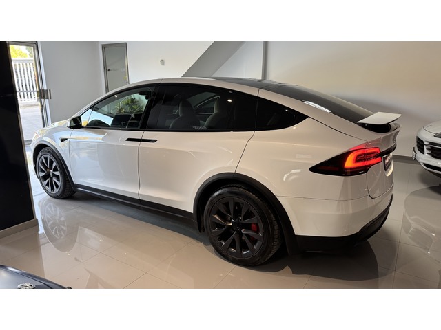 Tesla Model X Plaid AWD 750 kW (1020 CV)
