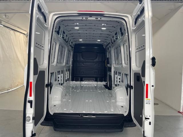 Volkswagen Crafter Furgon Batalla Larga TA 2.0 TDI 103 kW (140 CV) 3.500