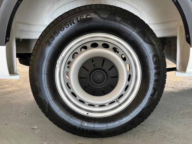 Volkswagen Crafter Furgon Batalla Larga TA 2.0 TDI 103 kW (140 CV) 3.500