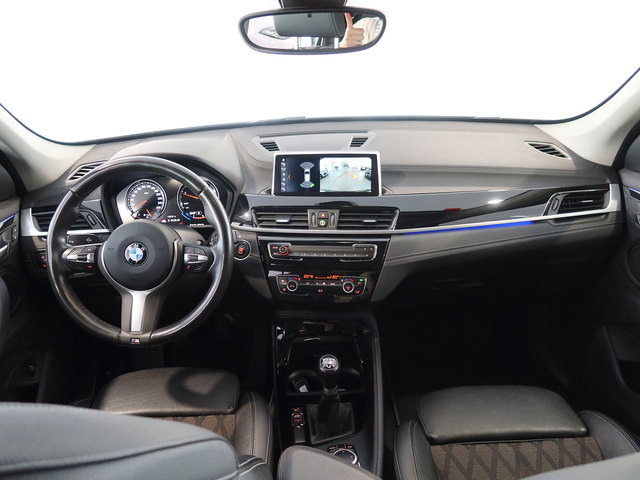 BMW X1 sDrive18d color Verde. Año 2021. 110KW(150CV). Diésel. En concesionario Autogal de Ourense