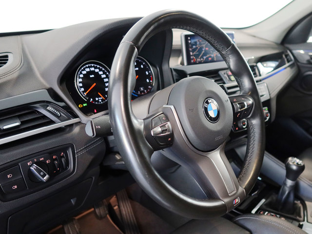BMW X1 sDrive18d color Verde. Año 2021. 110KW(150CV). Diésel. En concesionario Autogal de Ourense