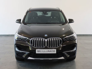 Fotos de BMW X1 sDrive18d color Verde. Año 2021. 110KW(150CV). Diésel. En concesionario Autogal de Ourense