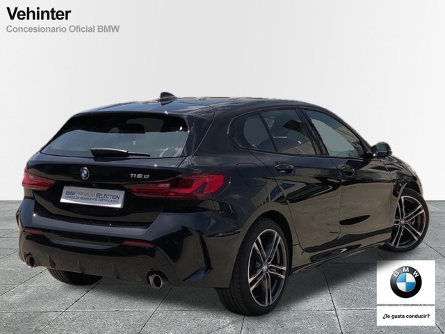 BMW Serie 1 118d color Negro. Año 2024. 110KW(150CV). Diésel. En concesionario Vehinter Getafe de Madrid
